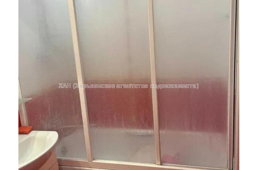 Продам квартиру, Леся Сердюка ул. , 3  ком., 67 м², частичный ремонт 