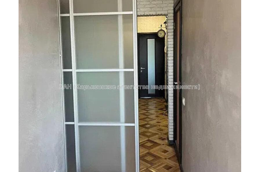 Продам квартиру, Леся Сердюка ул. , 3  ком., 67 м², частичный ремонт 