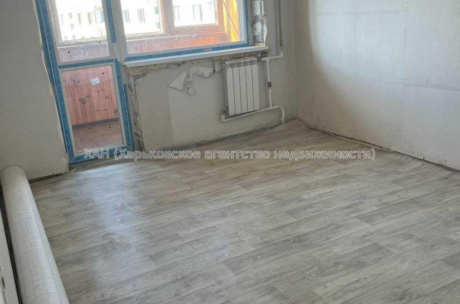 Продам квартиру, Леся Сердюка ул. , 3 кім., 67 м², частичный ремонт 