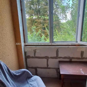 Продам квартиру, Академиков Ахиезеров ул. , 1  ком., 22 м², капитальный ремонт 