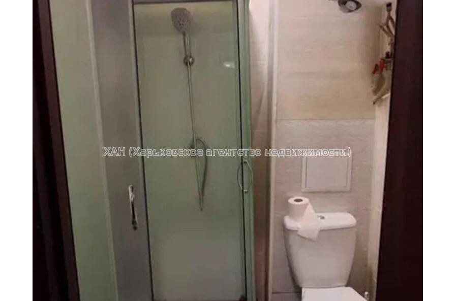 Продам квартиру, Академиков Ахиезеров ул. , 1  ком., 22 м², капитальный ремонт 