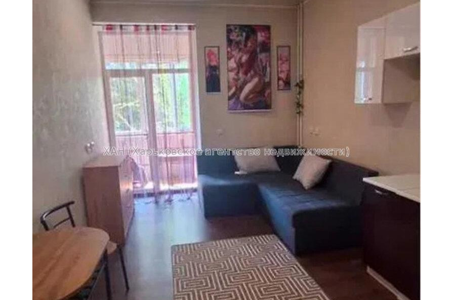 Продам квартиру, Академиков Ахиезеров ул. , 1  ком., 22 м², капитальный ремонт 