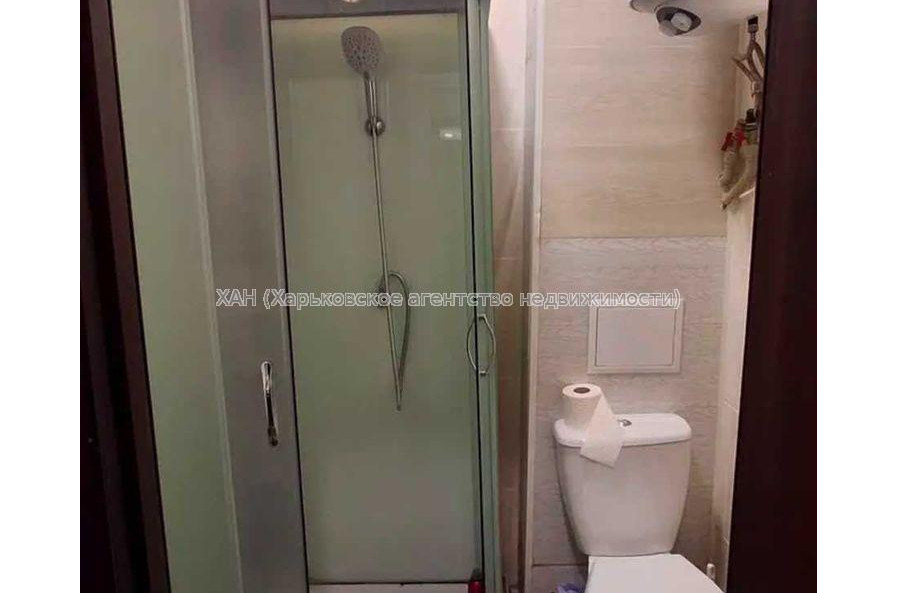 Продам квартиру, Академиков Ахиезеров ул. , 1  ком., 22 м², капитальный ремонт 