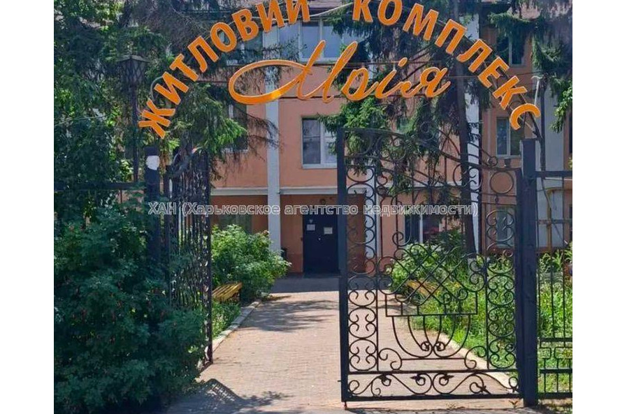 Продам квартиру, Академиков Ахиезеров ул. , 1  ком., 22 м², капитальный ремонт 