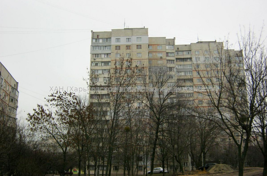 Продам квартиру, Соборности Украины ул. , 4  ком., 83.20 м², капитальный ремонт 