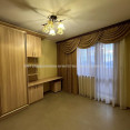 Продам квартиру, Соборности Украины ул. , 4  ком., 83.20 м², капитальный ремонт 