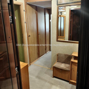 Продам квартиру, Победы просп. , 1  ком., 33 м², косметический ремонт 