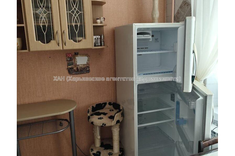 Продам квартиру, Победы просп. , 1  ком., 33 м², косметический ремонт 