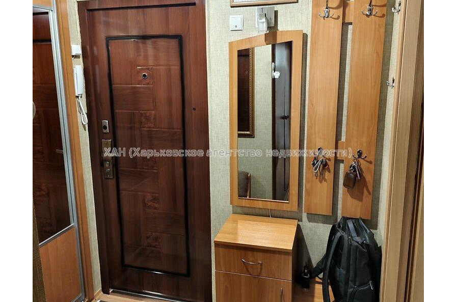 Продам квартиру, Победы просп. , 1  ком., 33 м², косметический ремонт 