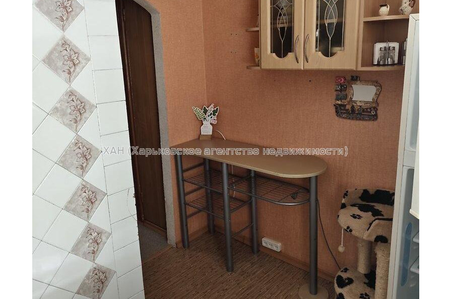 Продам квартиру, Победы просп. , 1  ком., 33 м², косметический ремонт 