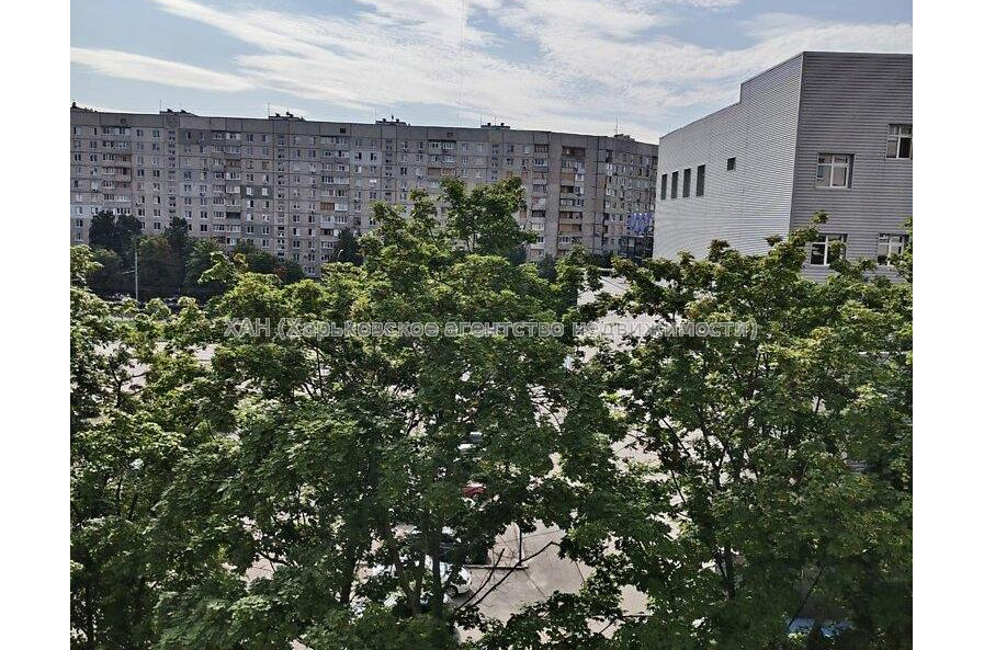 Продам квартиру, Победы просп. , 1  ком., 33 м², косметический ремонт 