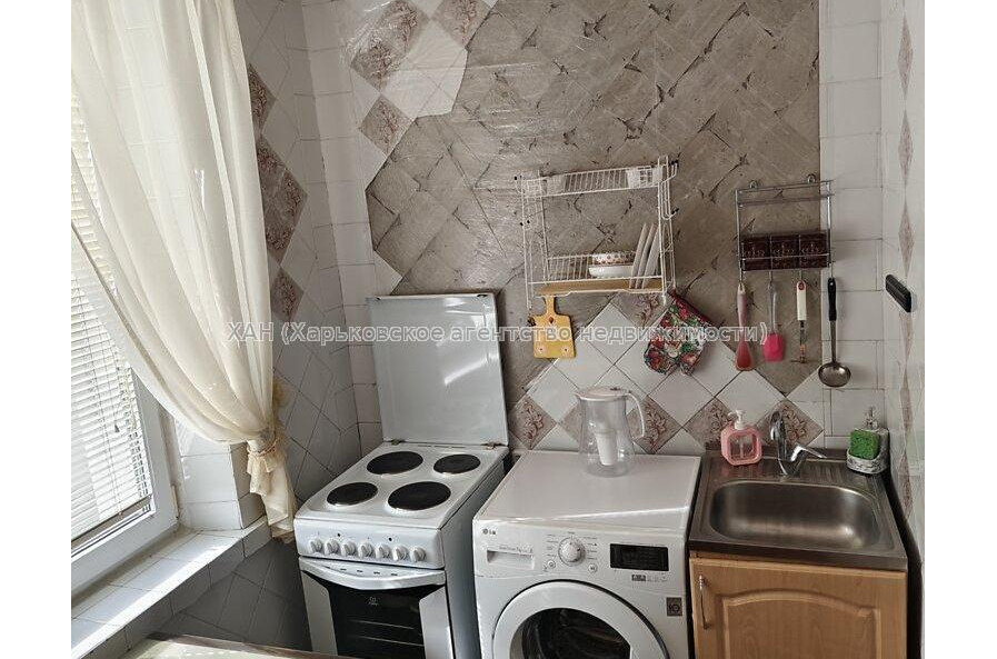 Продам квартиру, Победы просп. , 1  ком., 33 м², косметический ремонт 