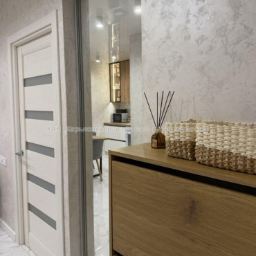 Продам квартиру, Отакара Яроша пер. , 1  ком., 46 м², евроремонт 