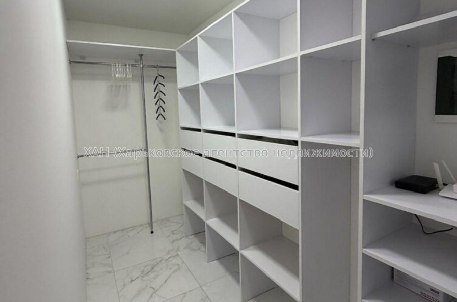 Продам квартиру, Отакара Яроша пер. , 1  ком., 46 м², евроремонт 