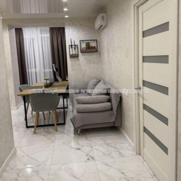 Продам квартиру, Отакара Яроша пер. , 1  ком., 46 м², евроремонт 