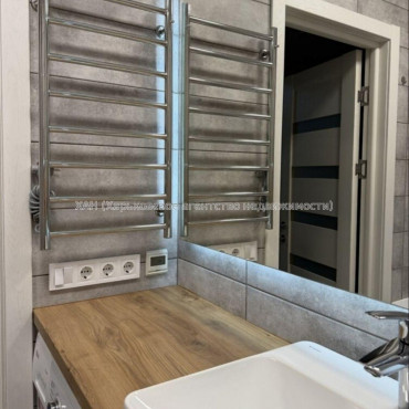 Продам квартиру, Отакара Яроша пер. , 1  ком., 46 м², евроремонт 