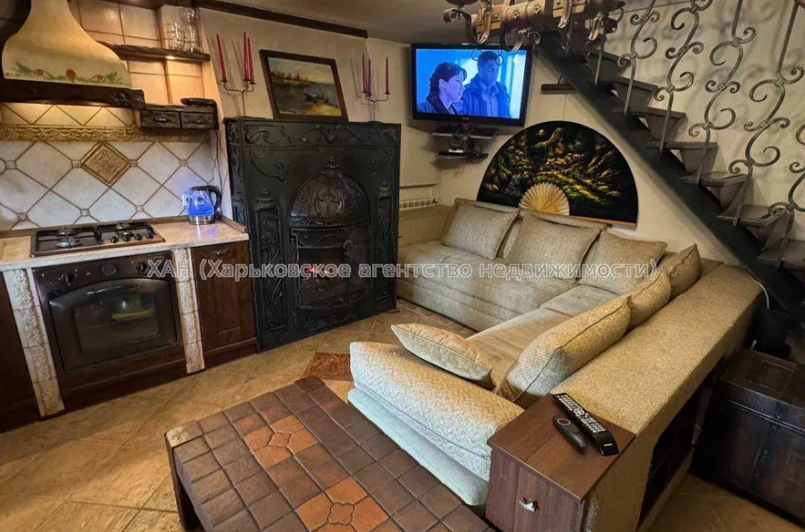 Продам дом, Киевская ул. , 200 м², 9 сот., авторский дизайн 