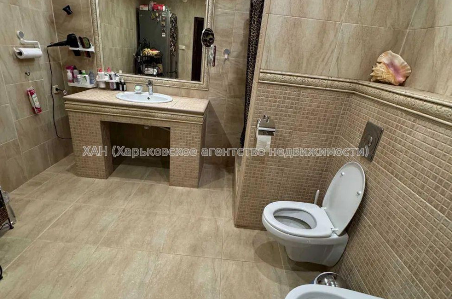 Продам дом, Киевская ул. , 200 м², 9 сот., авторский дизайн 