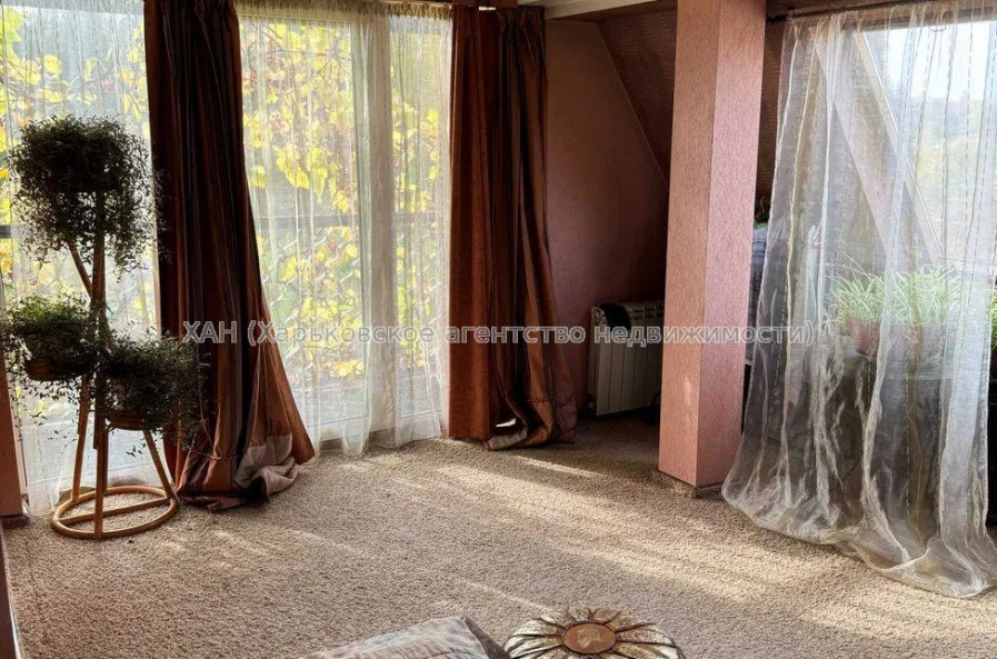Продам дом, Киевская ул. , 200 м², 9 сот., авторский дизайн 