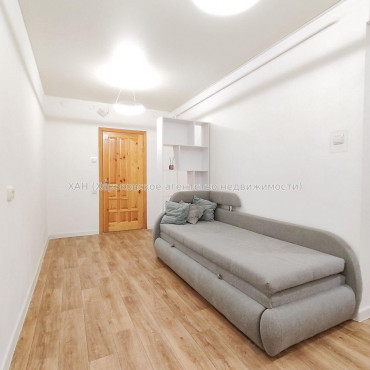 Продам квартиру, Железнодорожная ул. , 1  ком., 65 м², авторский дизайн 