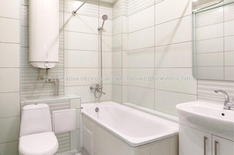Продам квартиру, Железнодорожная ул. , 1  ком., 65 м², авторский дизайн 