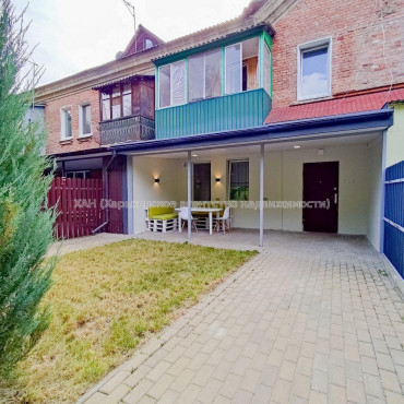 Продам квартиру, Железнодорожная ул. , 1  ком., 65 м², авторский дизайн 