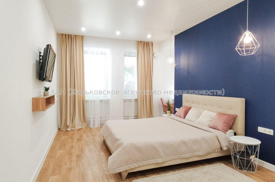 Продам квартиру, Железнодорожная ул. , 1  ком., 65 м², авторский дизайн 