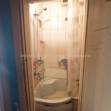 Продам квартиру, 23 Августа ул. , 1  ком., 10 м², косметический ремонт 
