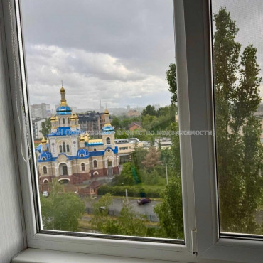 Продам квартиру, Валентиновская ул. , 3  ком., 67.30 м², авторский дизайн 