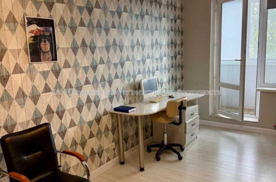 Продам квартиру, Валентиновская ул. , 3  ком., 67.30 м², авторский дизайн 