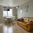 Продам квартиру, Валентиновская ул. , 3  ком., 67.30 м², авторский дизайн 