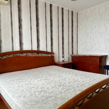 Продам квартиру, Валентиновская ул. , 3  ком., 67.30 м², авторский дизайн 