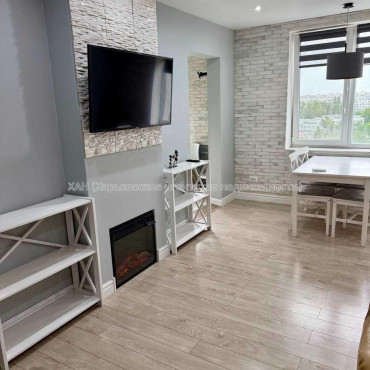 Продам квартиру, Валентиновская ул. , 3  ком., 67.30 м², авторский дизайн 