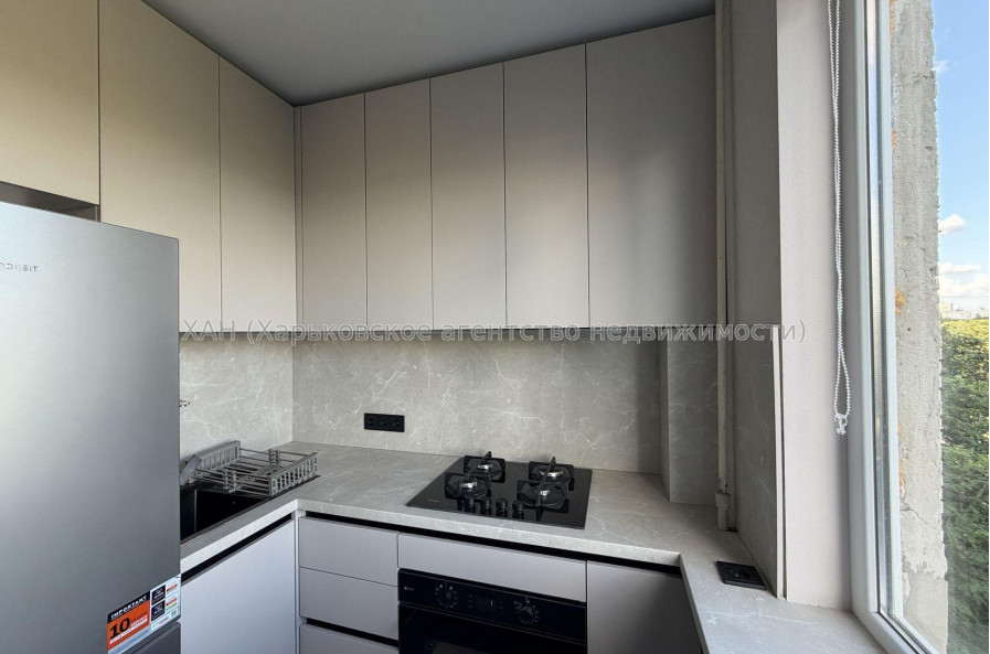 Продам квартиру, Гвардейцев Широнинцев ул. , 2  ком., 48 м², евроремонт 