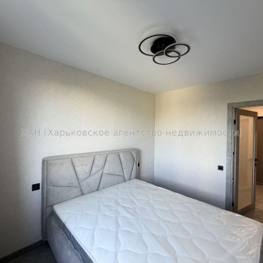 Продам квартиру, Гвардейцев Широнинцев ул. , 2  ком., 48 м², евроремонт 