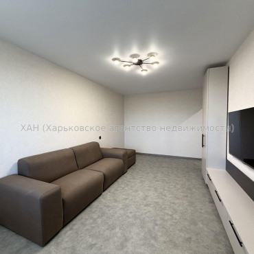 Продам квартиру, Гвардейцев Широнинцев ул. , 2  ком., 48 м², евроремонт 