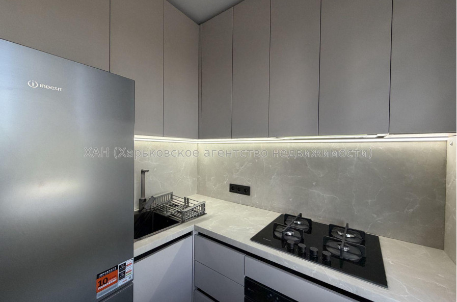 Продам квартиру, Гвардейцев Широнинцев ул. , 2  ком., 48 м², евроремонт 