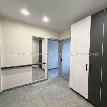 Продам квартиру, Гвардейцев Широнинцев ул. , 2  ком., 48 м², евроремонт 