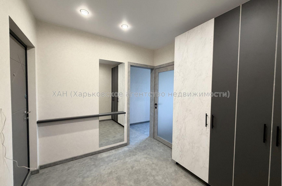 Продам квартиру, Гвардейцев Широнинцев ул. , 2  ком., 48 м², евроремонт 