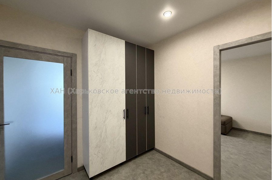 Продам квартиру, Гвардейцев Широнинцев ул. , 2  ком., 48 м², евроремонт 