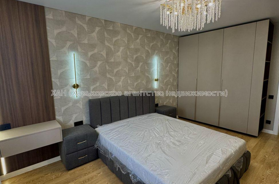 Продам квартиру, Ньютона ул. , 1  ком., 40 м², евроремонт 