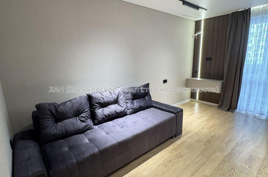 Продам квартиру, Ньютона ул. , 1  ком., 40 м², евроремонт 