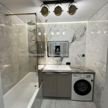 Продам квартиру, Ньютона ул. , 1  ком., 40 м², евроремонт 