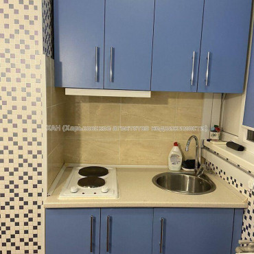Продам квартиру, Мирослава Мисли ул. , 1  ком., 20 м², капитальный ремонт 