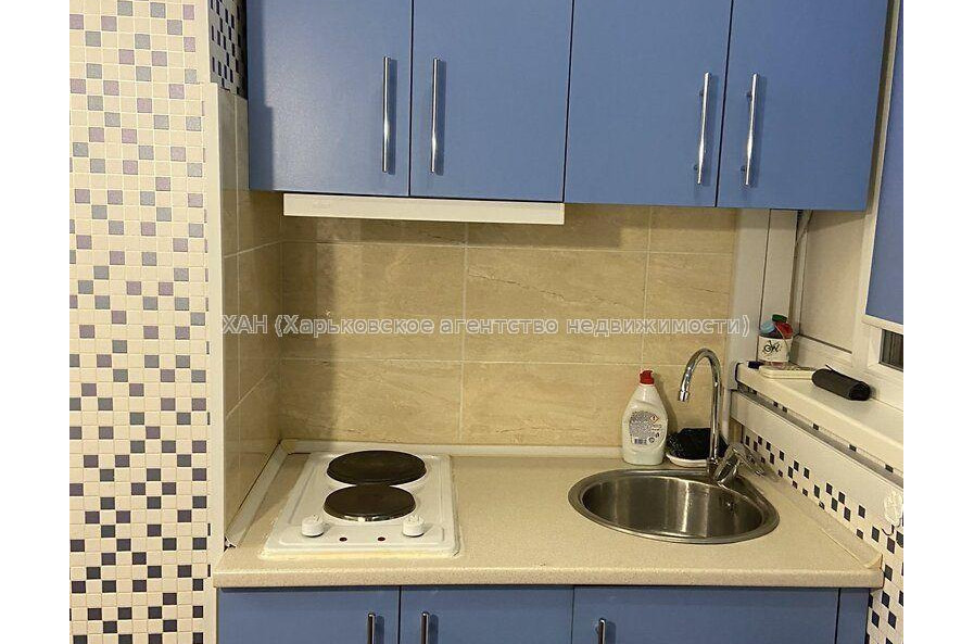 Продам квартиру, Мирослава Мисли ул. , 1  ком., 20 м², капитальный ремонт 