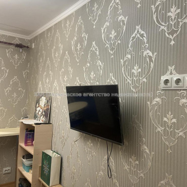 Продам квартиру, Мирослава Мисли ул. , 1  ком., 20 м², капитальный ремонт 