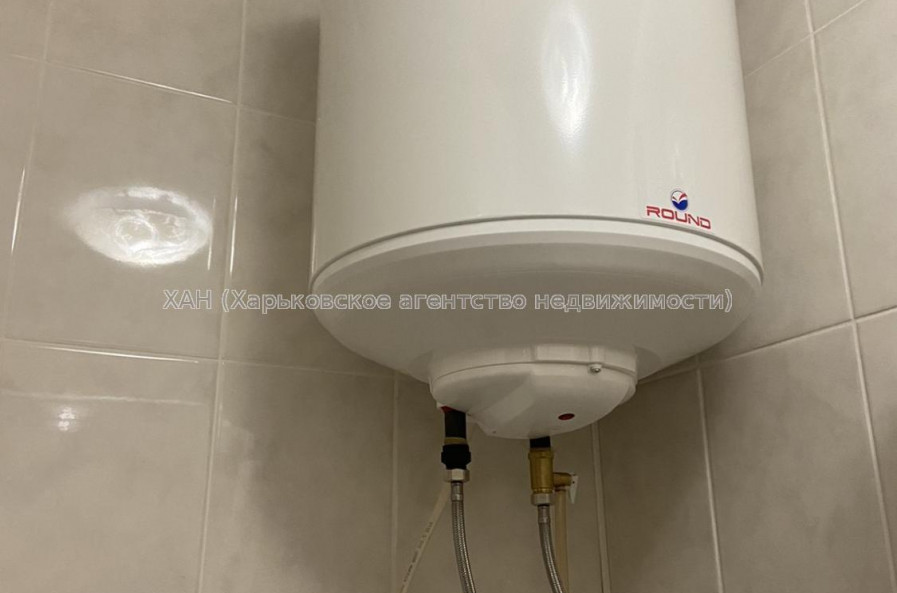 Продам квартиру, Мирослава Мисли ул. , 1  ком., 20 м², капитальный ремонт 