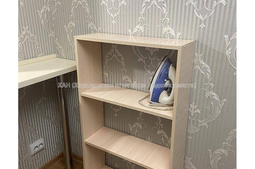 Продам квартиру, Мирослава Мисли ул. , 1  ком., 20 м², капитальный ремонт 