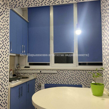 Продам квартиру, Мирослава Мисли ул. , 1  ком., 20 м², капитальный ремонт 