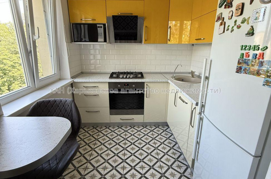 Продам квартиру, Стадионный проезд , 3  ком., 57.90 м², евроремонт 